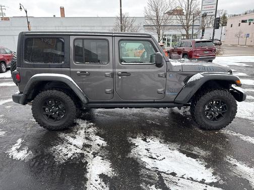 2025 Jeep Wrangler 4xe Sport