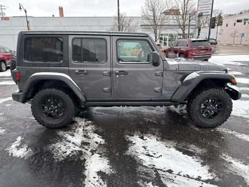 2025 Jeep Wrangler 4xe Sport