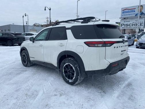 2025 Nissan Pathfinder Rock Creek