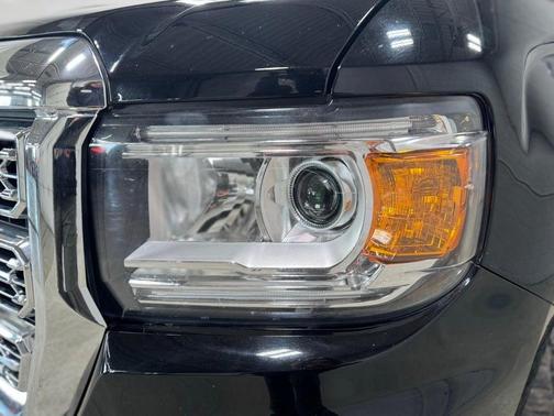 2021 GMC Canyon Denali