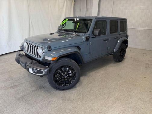 Anvil Clearcoat 2025 Jeep Wrangler 4xe Sahara