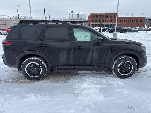 2025 Nissan Pathfinder Rock Creek
