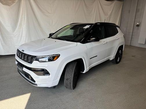 2022 Jeep Compass Altitude