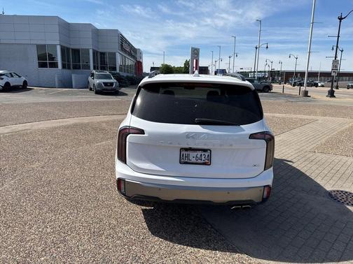 Glacial White Pearl 2023 Kia Telluride SX-Prestige X-Line