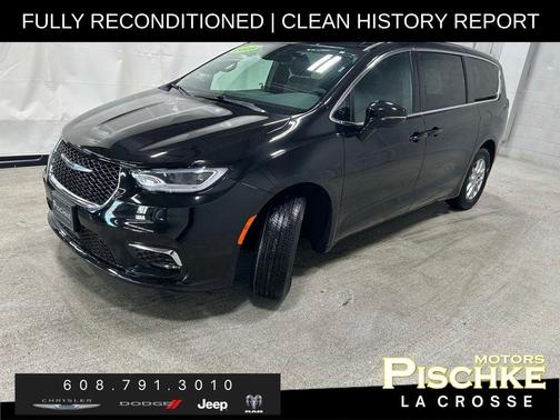 Diamond Black 2025 Chrysler Pacifica Select