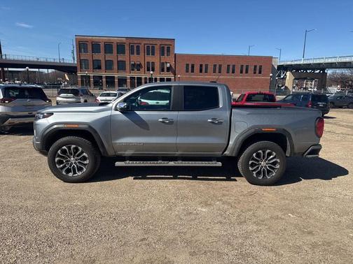 Sterling 2025 GMC Canyon Denali