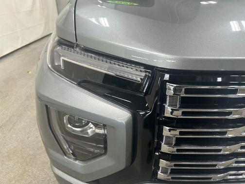 Sterling 2025 GMC Canyon Denali