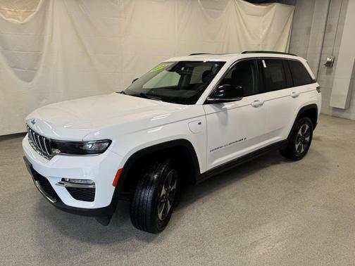 2024 Jeep Grand Cherokee 4xe Base