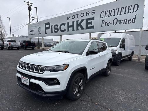 2022 Jeep Compass Latitude Lux