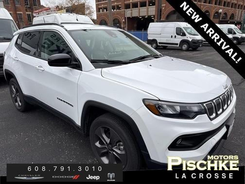 2022 Jeep Compass Latitude Lux