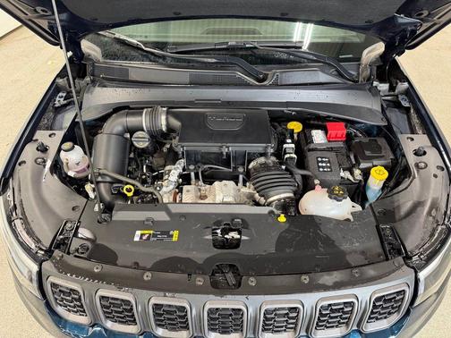 Fathom Blue Pearlcoat 2024 Jeep Compass Trailhawk