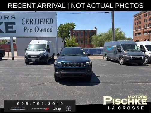Fathom Blue Pearlcoat 2024 Jeep Compass Trailhawk