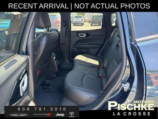 Fathom Blue Pearlcoat 2024 Jeep Compass Trailhawk