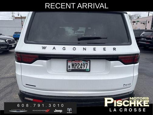 Bright White Clearcoat 2022 Jeep Wagoneer Series III