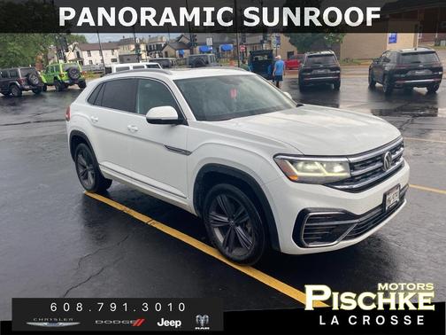 2022 Volkswagen Atlas Cross Sport 2.0T SEL R-Line
