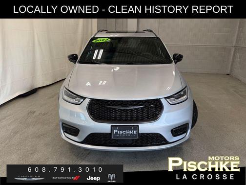 Silver Mist Clearcoat 2023 Chrysler Pacifica Limited