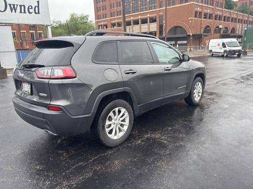 2022 Jeep Cherokee Latitude Lux