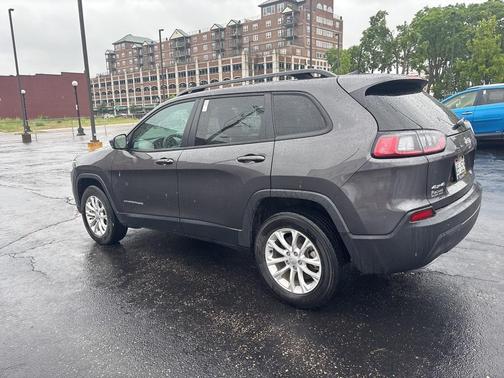 2022 Jeep Cherokee Latitude Lux