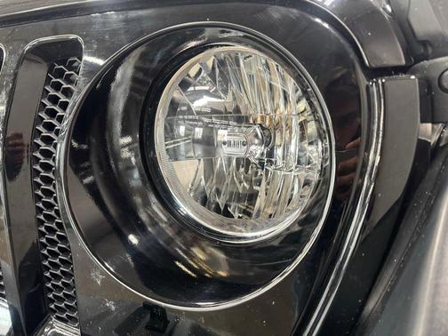 2020 Jeep Wrangler Sport