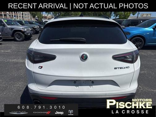 Milano 2024 Alfa Romeo Stelvio Base