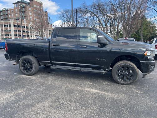 Diamond Black 2024 RAM 2500 Big Horn