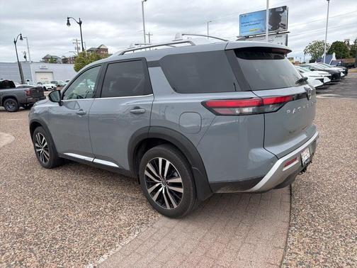 Boulder Gray Metallic 2025 Nissan Pathfinder Platinum