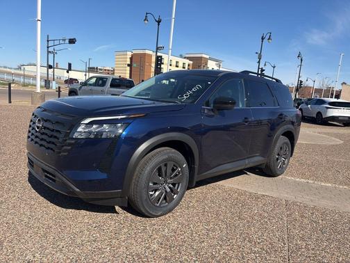Deep Ocean Blue 2026 Nissan Pathfinder SV