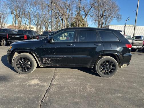 2020 Jeep Grand Cherokee Altitude