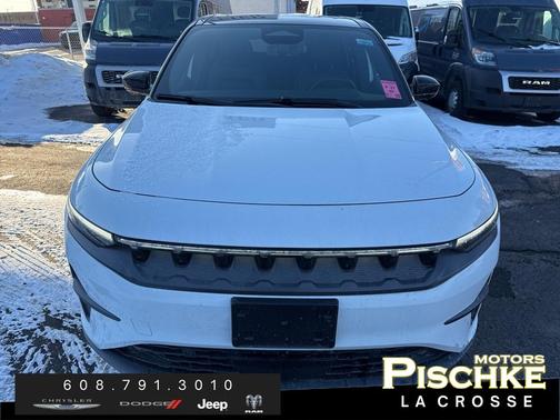 2024 Jeep Wagoneer S Launch Edition