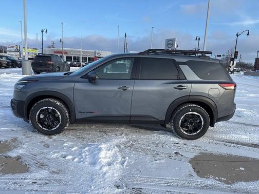 2025 Nissan Pathfinder Rock Creek