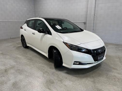 2024 Nissan Leaf SV PLUS