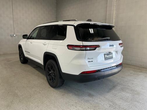2024 Jeep Grand Cherokee L Laredo