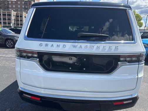Bright White Clearcoat 2024 Jeep Grand Wagoneer Base