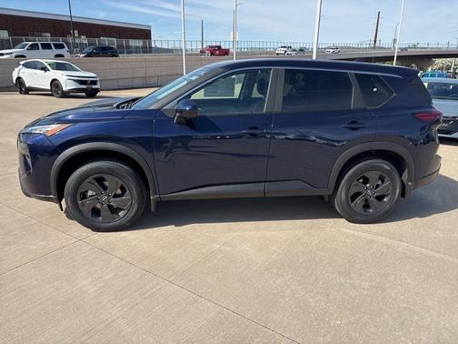 Deep Ocean Blue 2026 Nissan Rogue SV