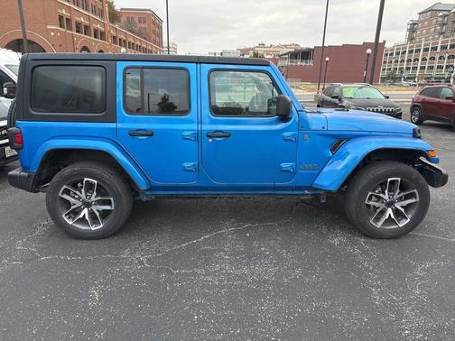 2024 Jeep Wrangler 4xe Sport