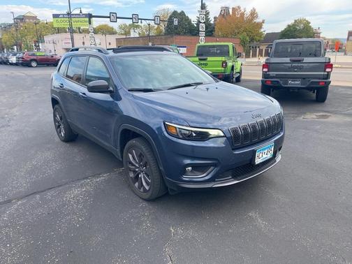 2021 Jeep Cherokee Latitude Lux