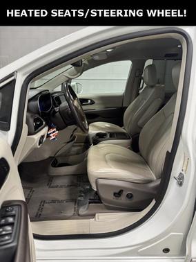 2020 Chrysler Pacifica Touring-L