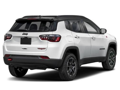 Bright White Clearcoat 2024 Jeep Compass Trailhawk