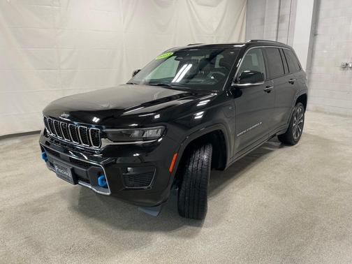 2023 Jeep Grand Cherokee 4xe Overland
