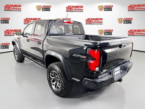 Black 2026 Chevrolet Colorado ZR2