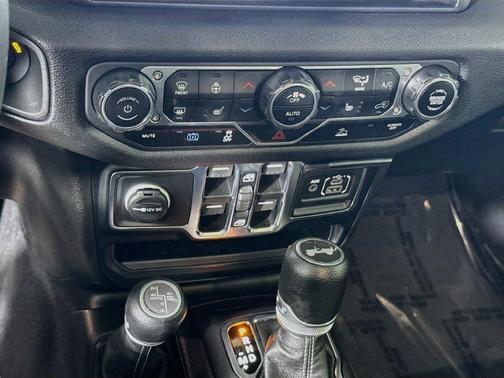 Anvil Clear Coat 2024 Jeep Wrangler 4xe Sport S