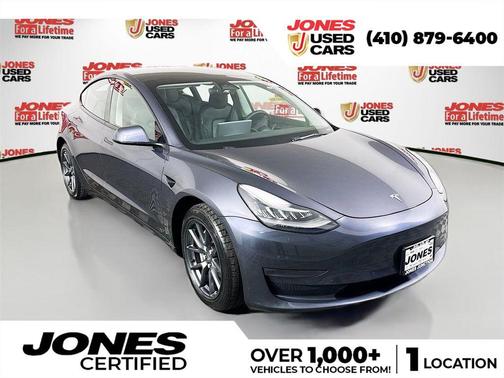 Gray 2022 Tesla Model 3 Long Range