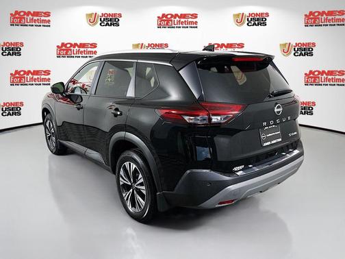 Super Black 2023 Nissan Rogue SV