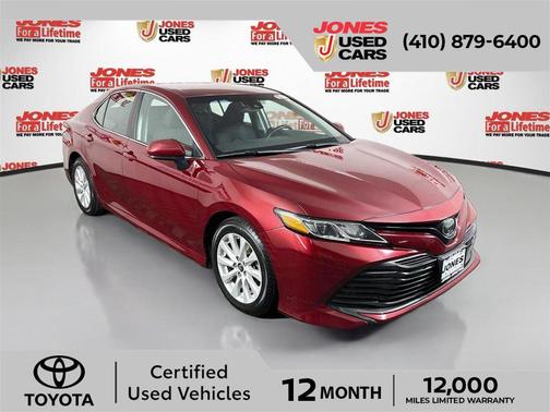Pearl 2018 Toyota Camry LE