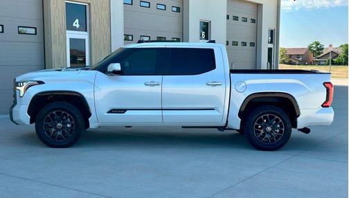 2024 Toyota Tundra Hybrid Platinum