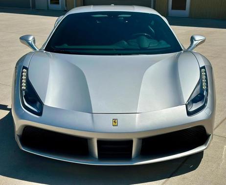 2017 Ferrari 488 GTB 2017 FERRARI 488 GTB *CARBON FIBRE*FORGED WHLS*EXHAUST*CARPLAY