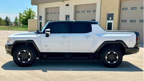 2022 GMC HUMMER EV 2