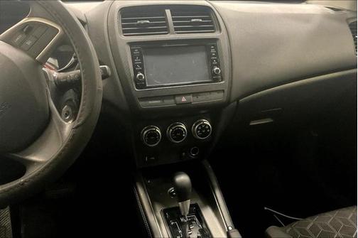 2021 Mitsubishi Outlander Sport 2.0 LE
