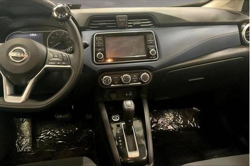 2023 Nissan Versa 1.6 SV