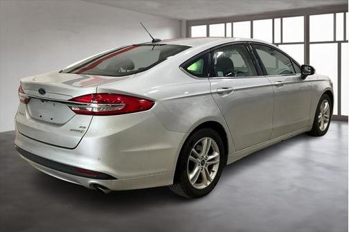 2018 Ford Fusion Hybrid SE